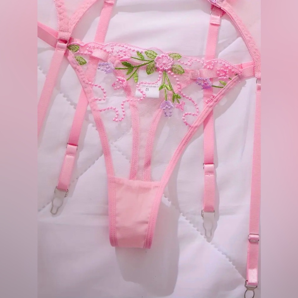 🎀🌷 Ethereal Pink Floral Embroidered Garter Lingerie Set Corset Bra & Thong 🌷🎀 - Picture 7 of 16